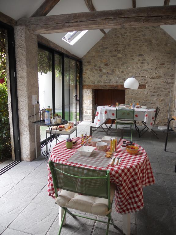 Le Nid D'Hirondelles Bed & Breakfast Perthes-en-Gatinais Exterior photo